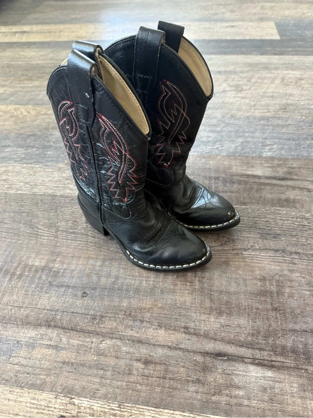Old West Black Western Ankle Boots with Subtle Embroidery Size 8.5